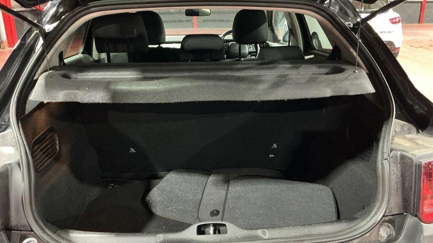 Used Citroen C4 Cactus 2014 for sale - 76643410: Photo 10