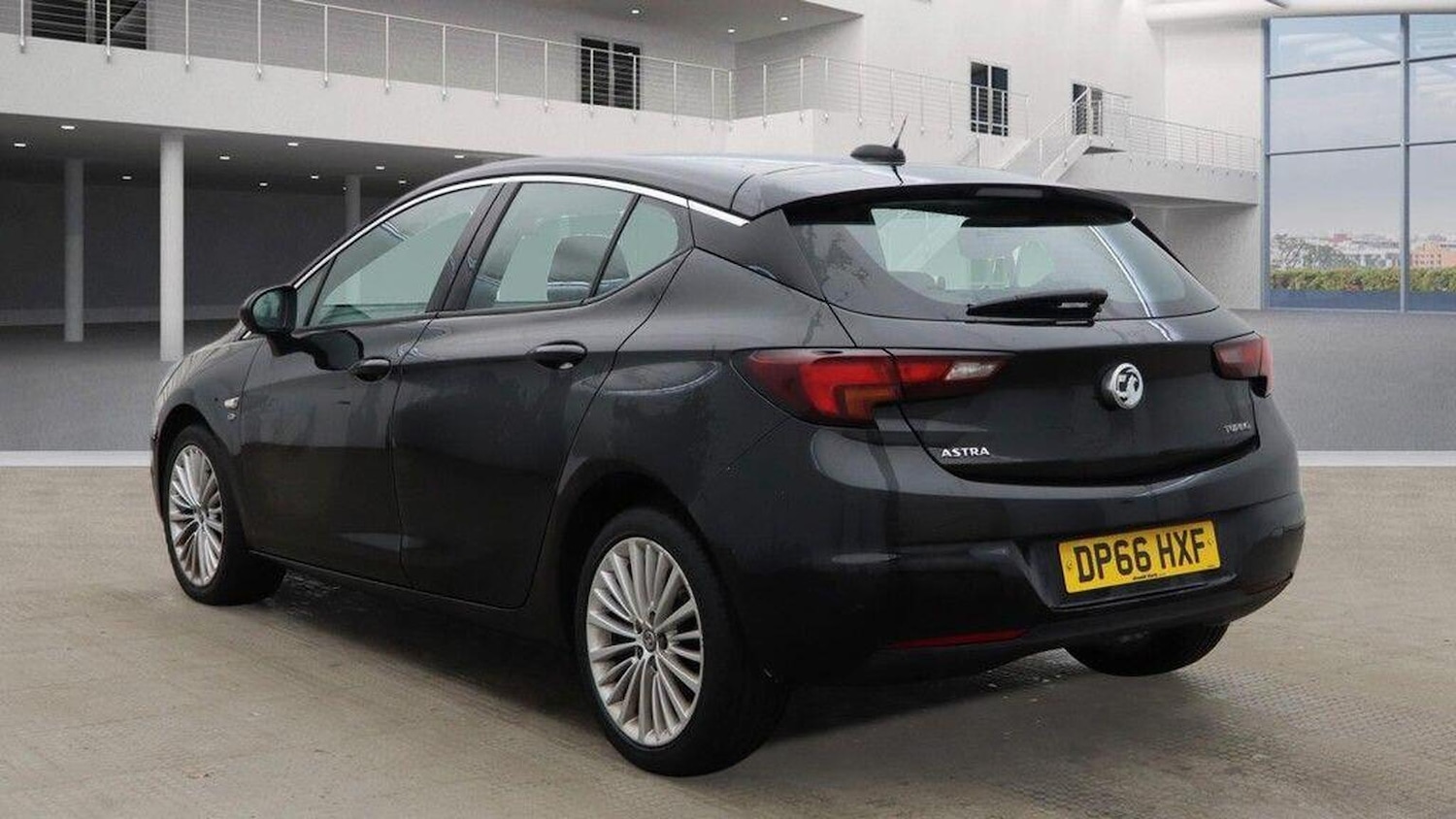 Used Vauxhall Astra 2017 for sale - 77014863: Photo 5