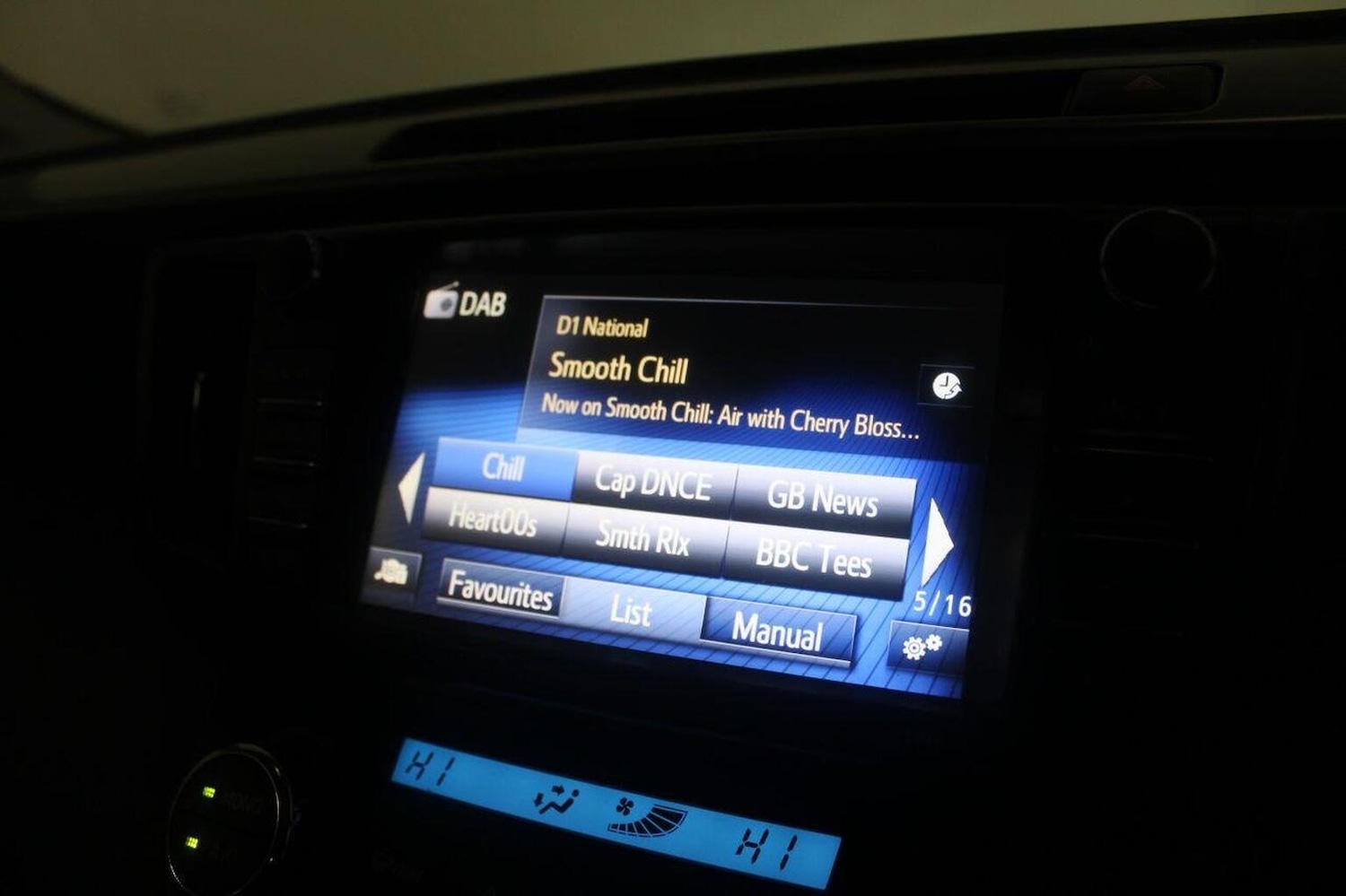 Used Toyota RAV4 2016 for sale - 77101359: Photo 37