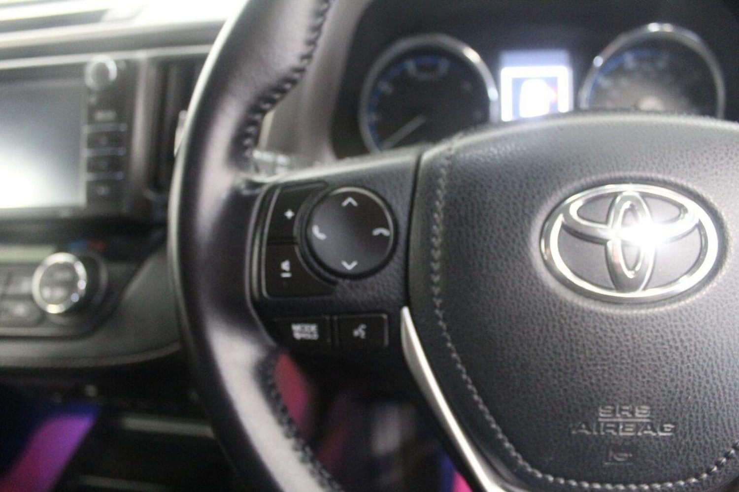Used Toyota RAV4 2016 for sale - 77101359: Photo 46