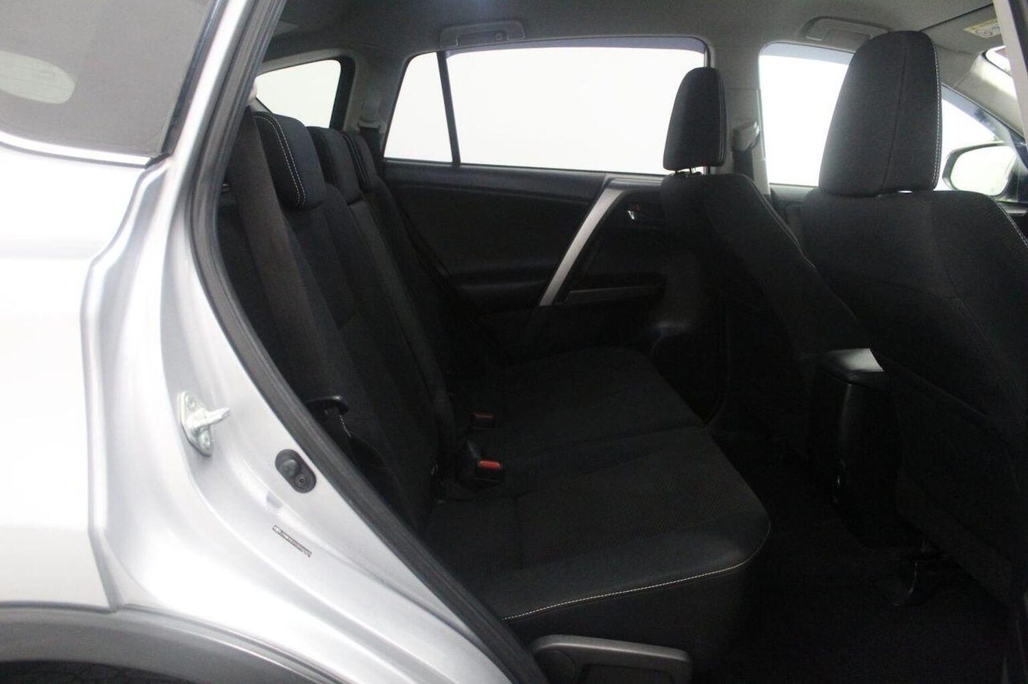 Used Toyota RAV4 2016 for sale - 77101359: Photo 54