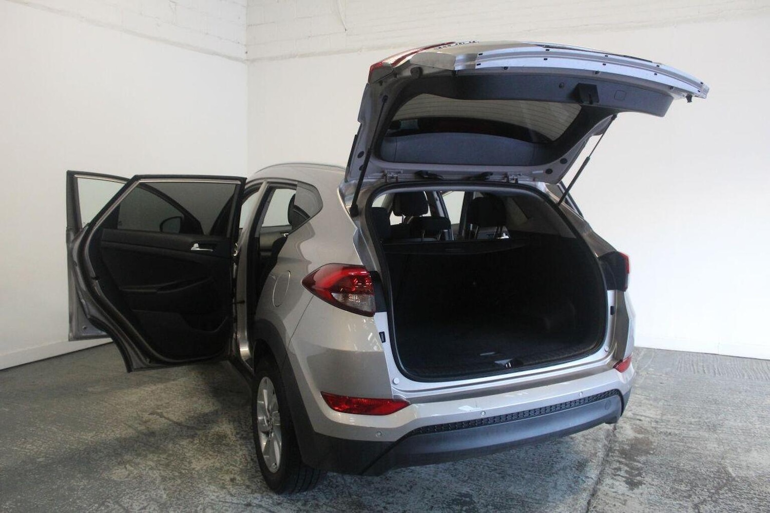 Used Hyundai TUCSON 2016 for sale - 76941765: Photo 20