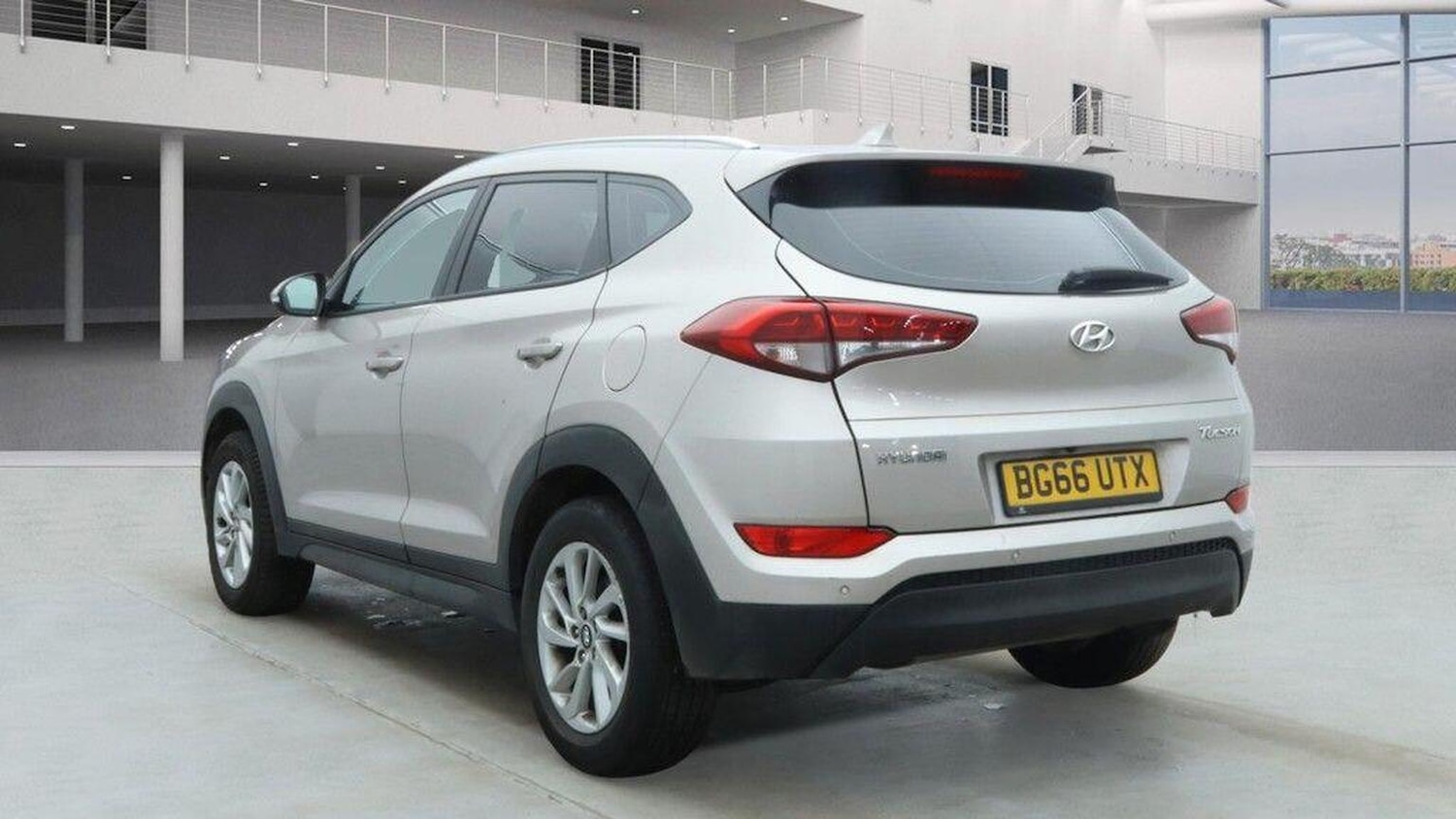 Used Hyundai TUCSON 2016 for sale - 76941765: Photo 4