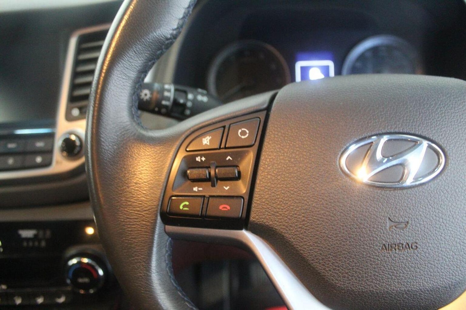 Used Hyundai TUCSON 2016 for sale - 76941765: Photo 45