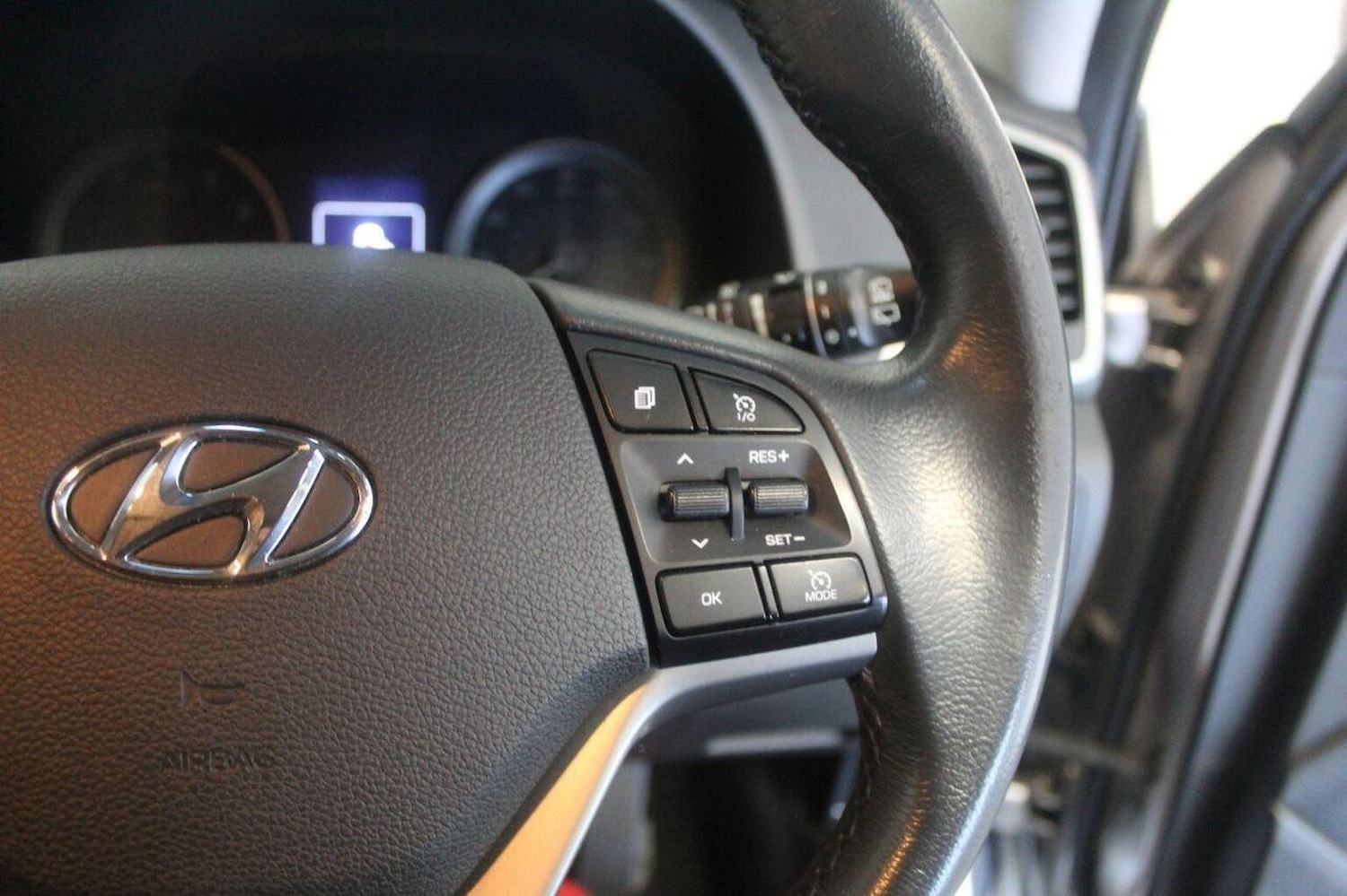 Used Hyundai TUCSON 2016 for sale - 76941765: Photo 46