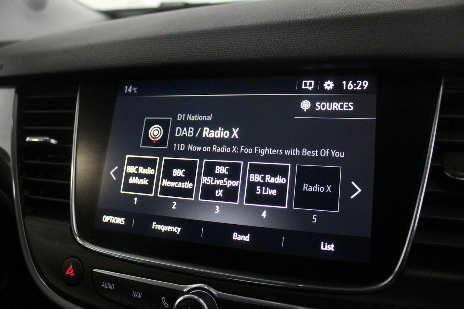 Used Vauxhall Crossland X 2020 for sale - 76769644: Photo 37