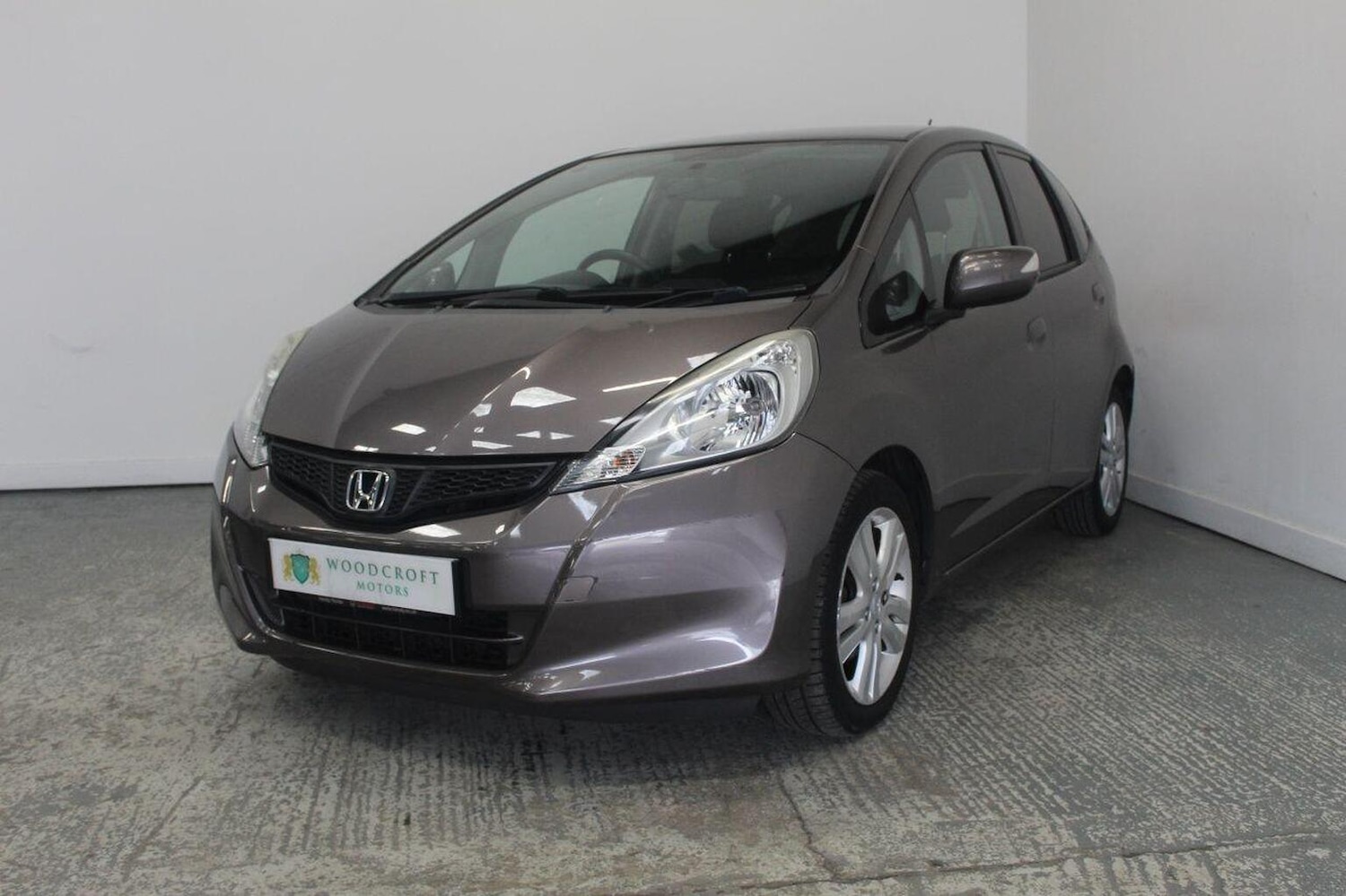 Used Honda Jazz 2013 for sale - 77937975: Photo 2