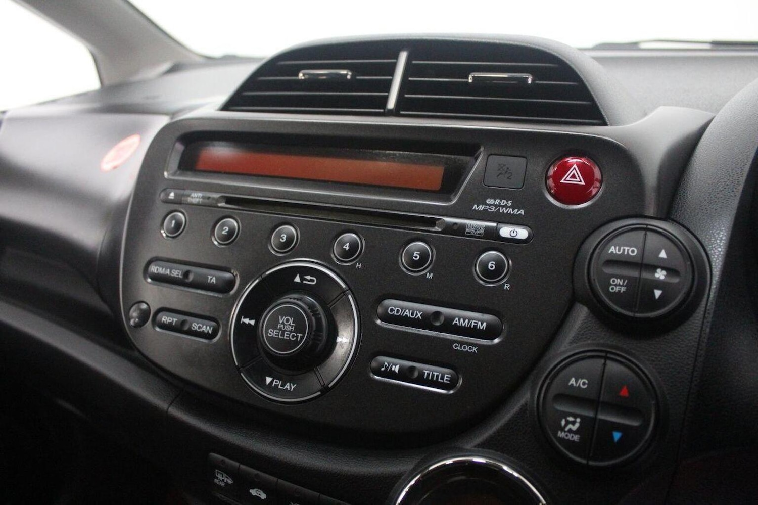 Used Honda Jazz 2013 for sale - 77937975: Photo 33