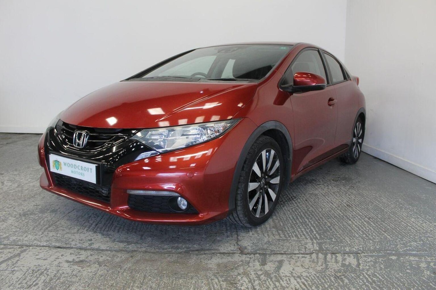 Used Honda Civic 2015 for sale - 76407518: Photo 2