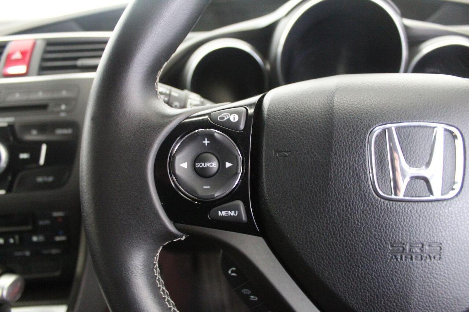 Used Honda Civic 2015 for sale - 76407518: Photo 42