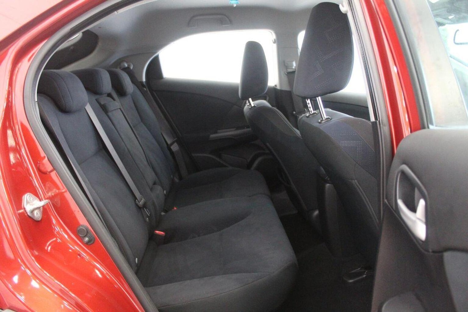 Used Honda Civic 2015 for sale - 76407518: Photo 50