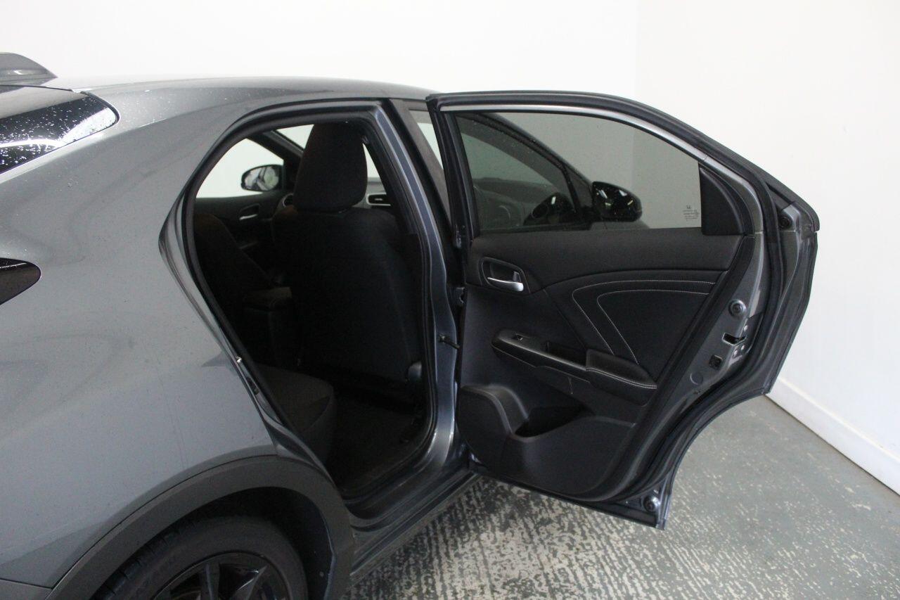 Used Honda Civic 2016 for sale - 76016735: Photo 25