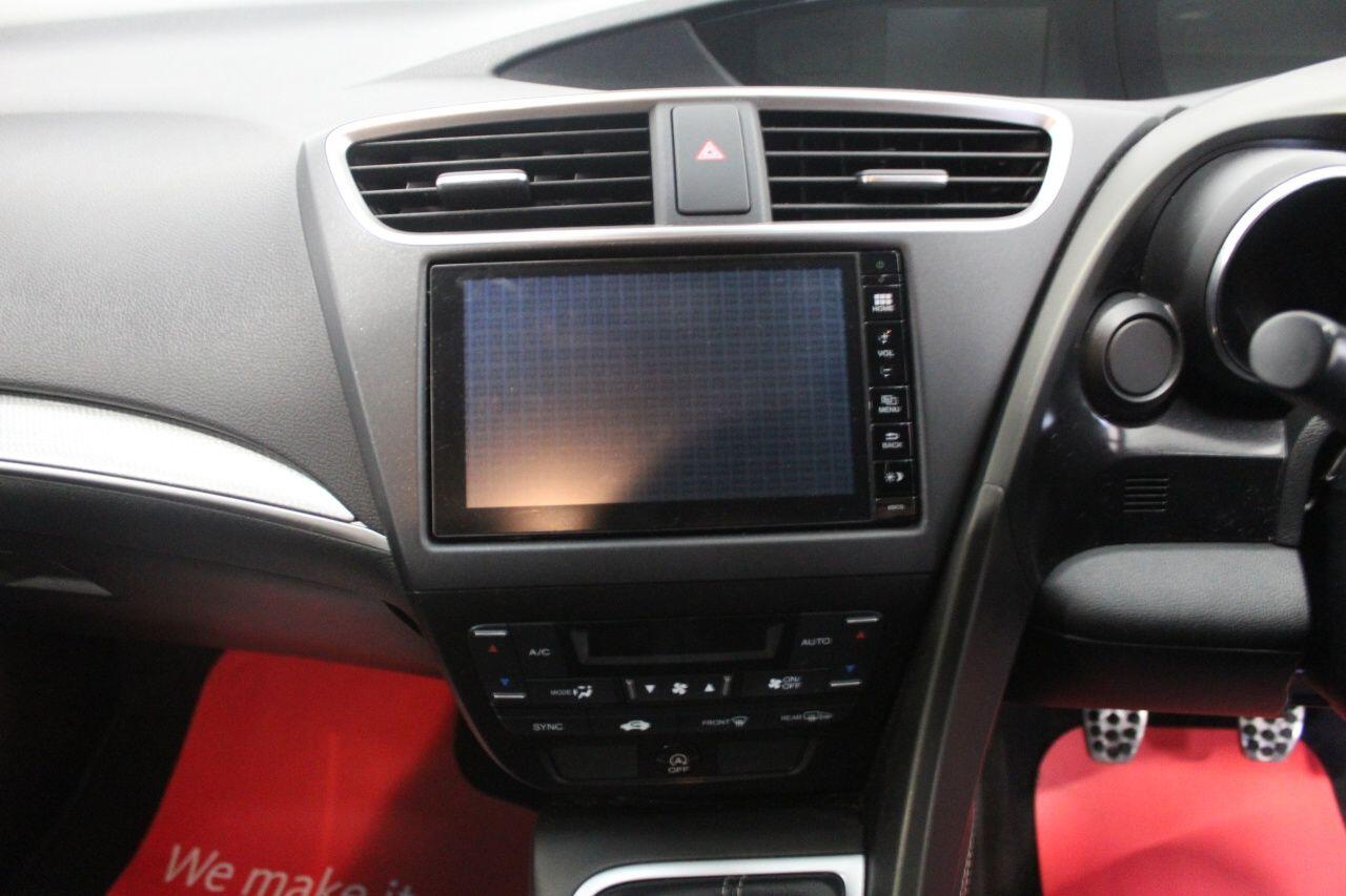 Used Honda Civic 2016 for sale - 76016735: Photo 32