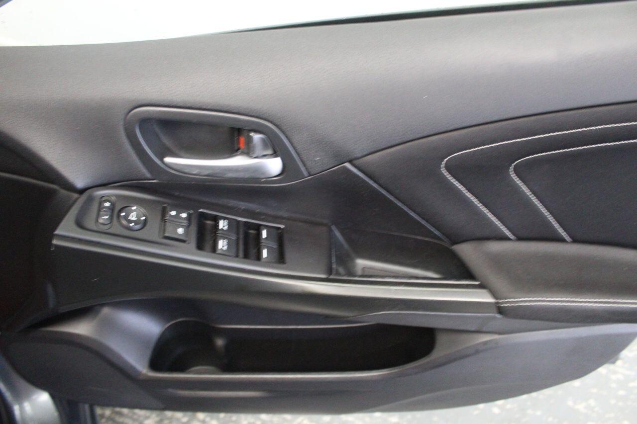 Used Honda Civic 2016 for sale - 76016735: Photo 45