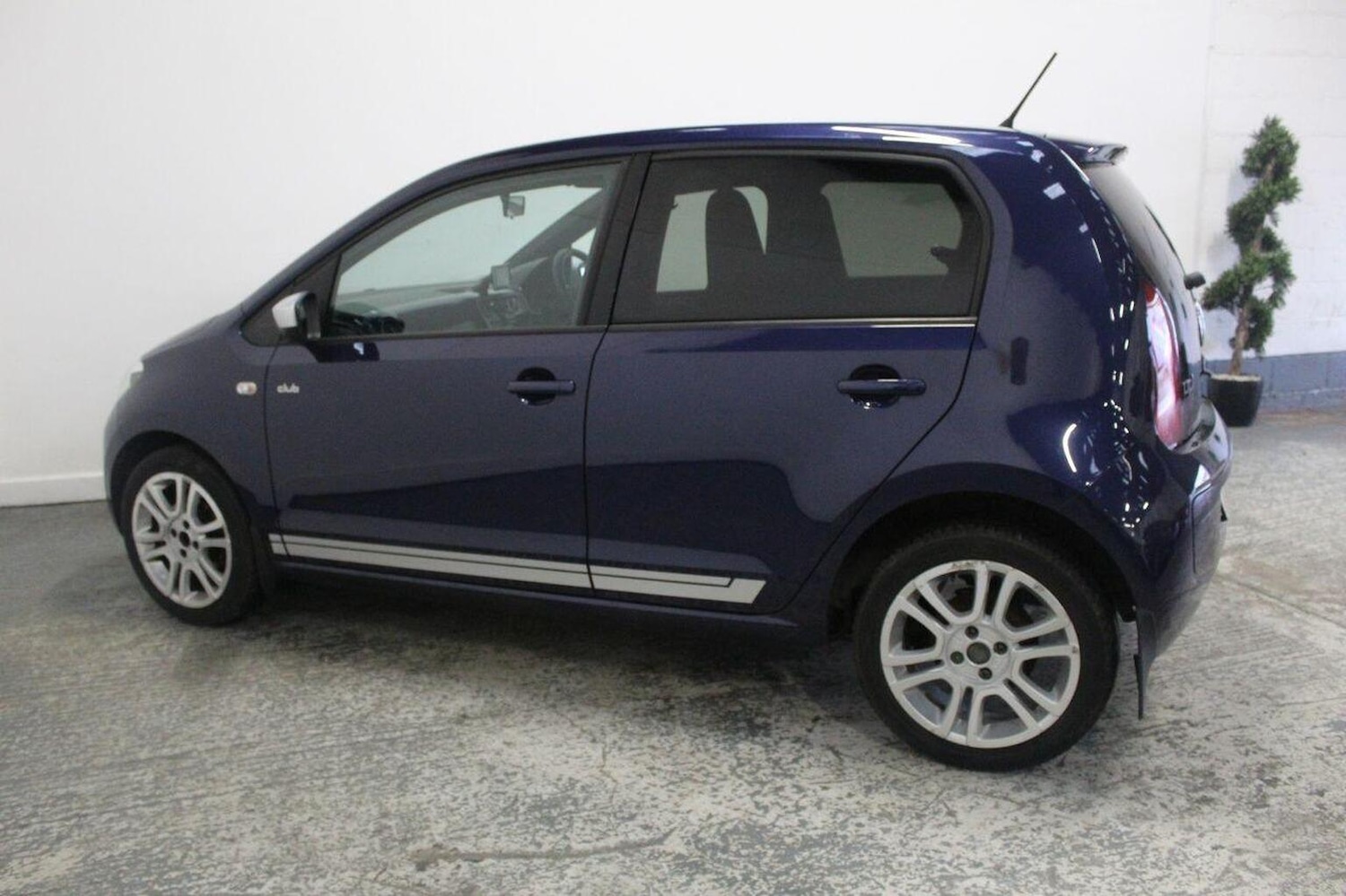 Used Volkswagen up! 2015 for sale - 77937795: Photo 10