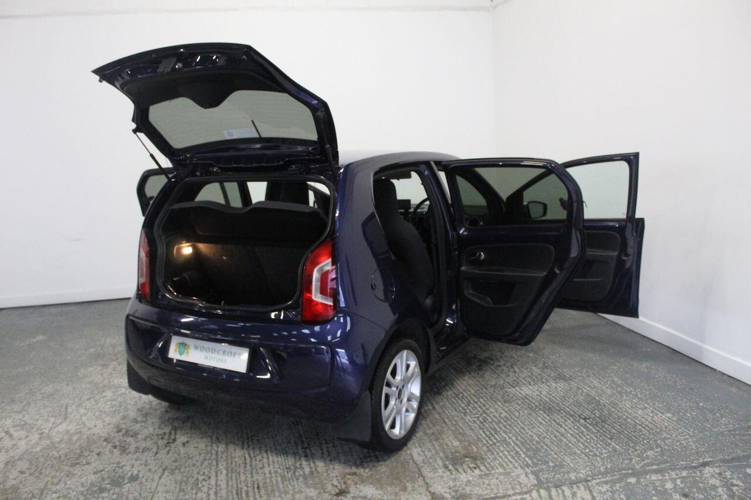 Used Volkswagen up! 2015 for sale - 77937795: Photo 20