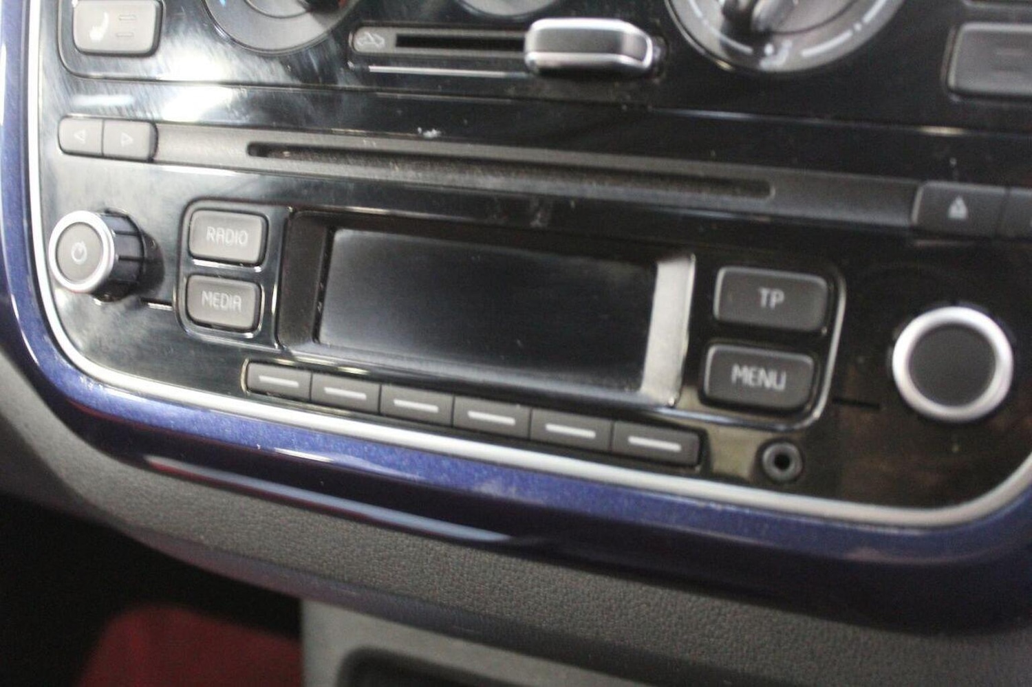 Used Volkswagen up! 2015 for sale - 77937795: Photo 34