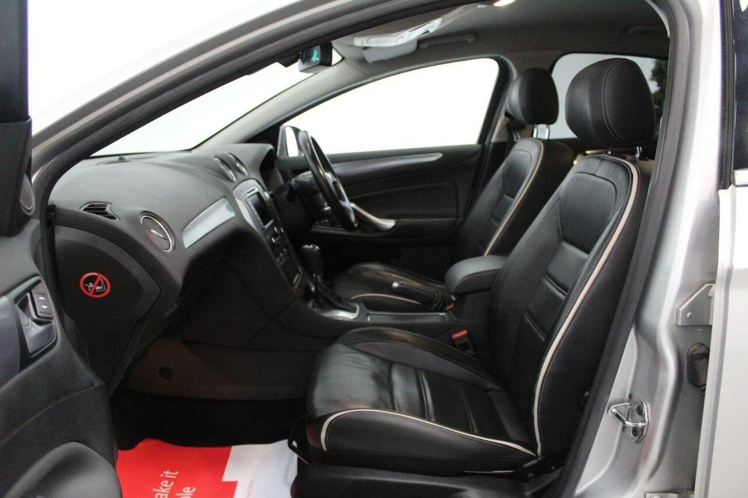 Used Ford Mondeo 2014 for sale - 76793850: Photo 46