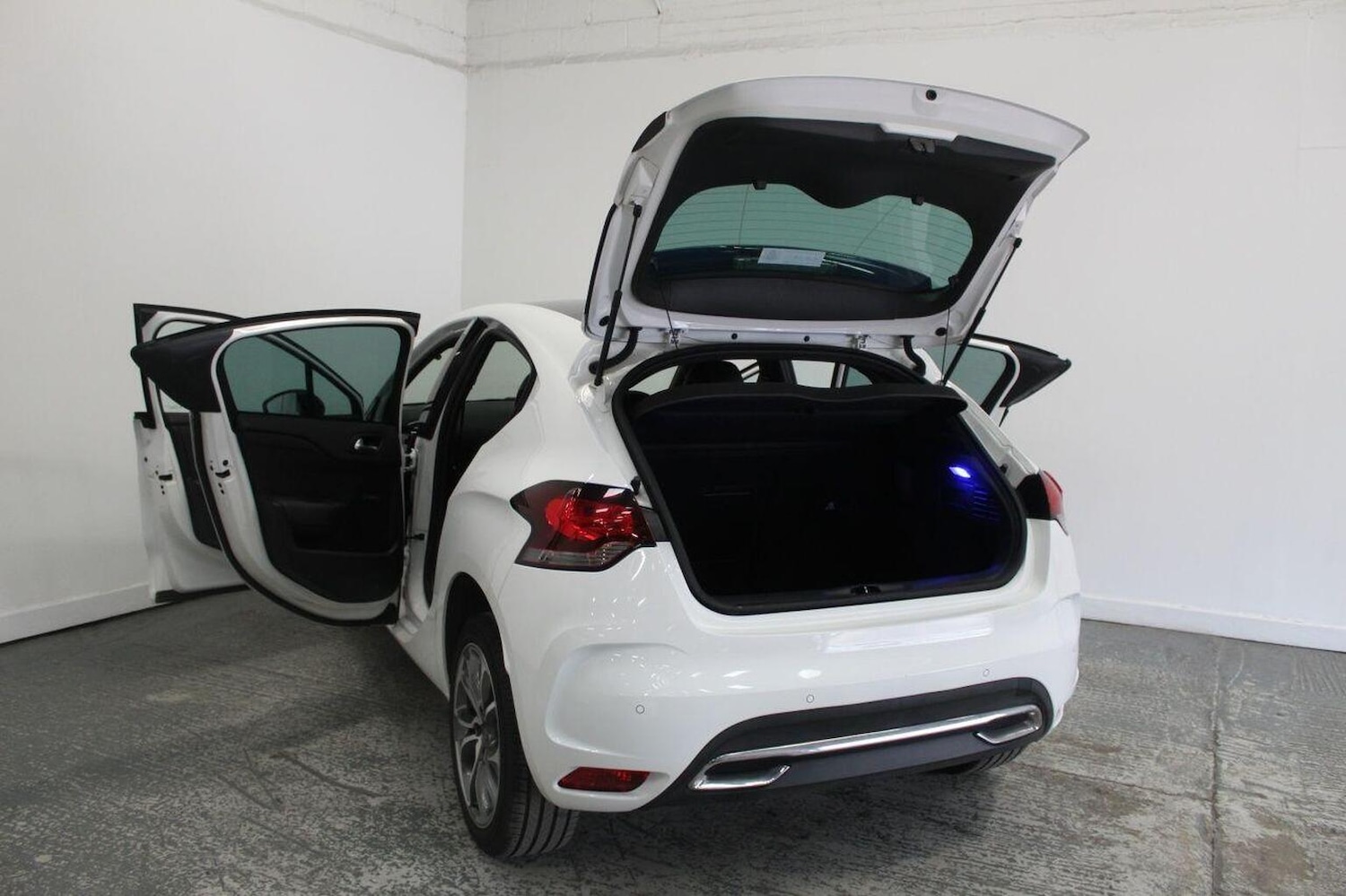 Used Citroen DS4 2015 for sale - 76174044: Photo 19