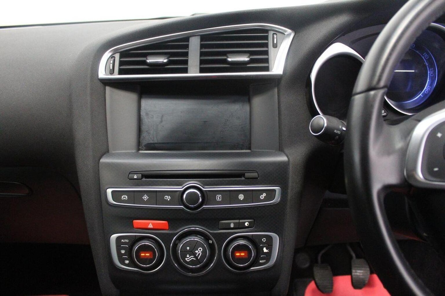 Used Citroen DS4 2015 for sale - 76174044: Photo 32