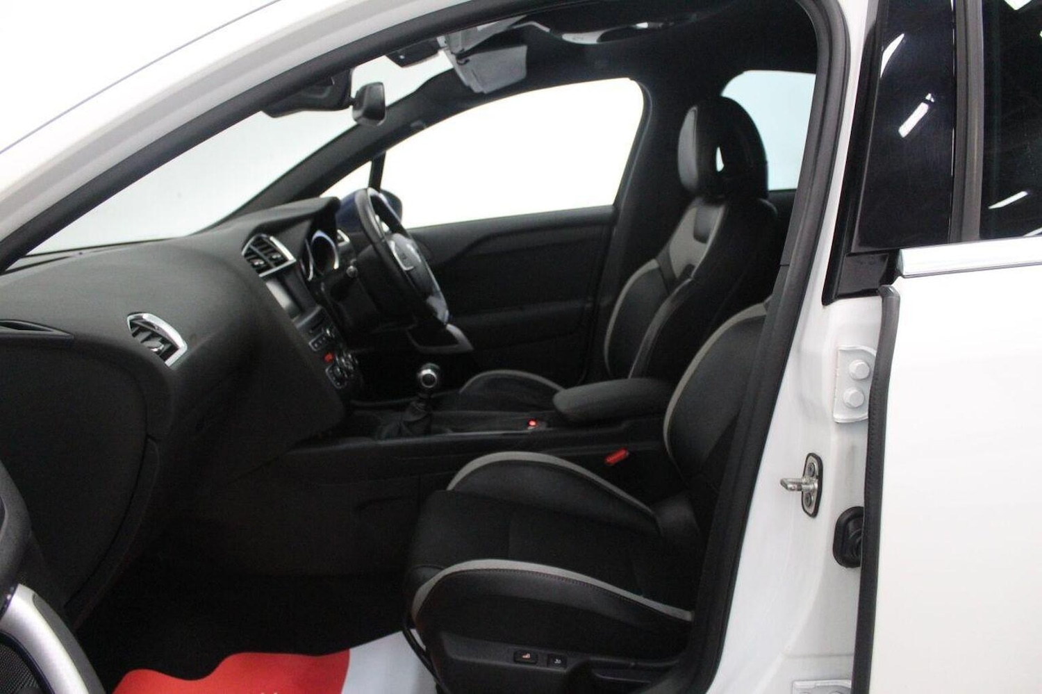 Used Citroen DS4 2015 for sale - 76174044: Photo 49