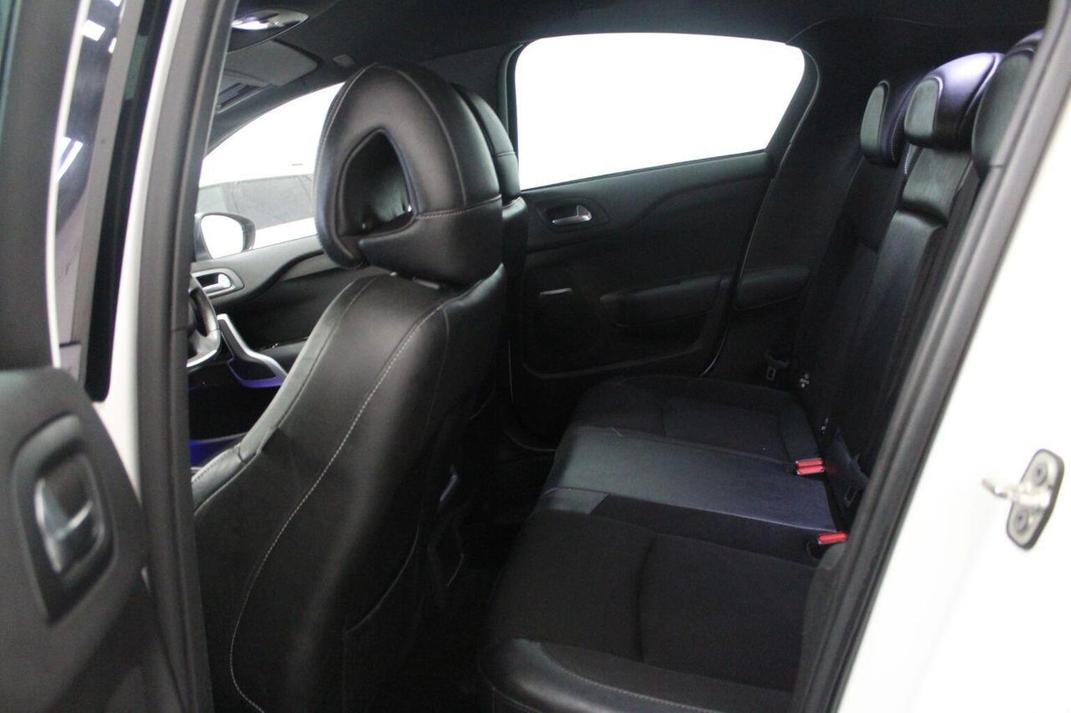 Used Citroen DS4 2015 for sale - 76174044: Photo 51