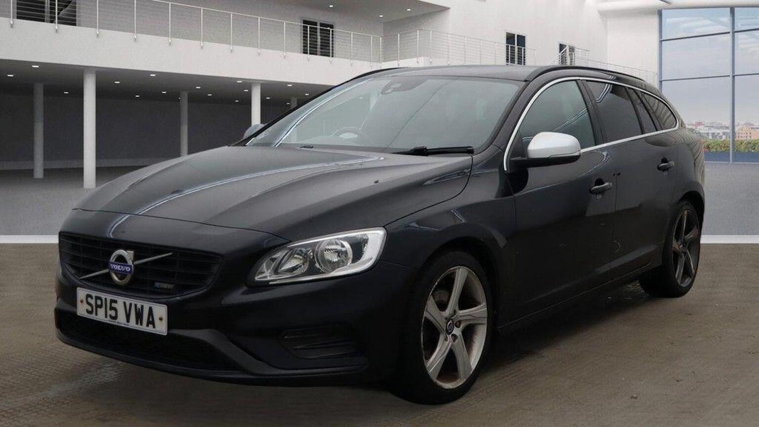 Used Volvo V60 2015 for sale - 77798581: Photo 3