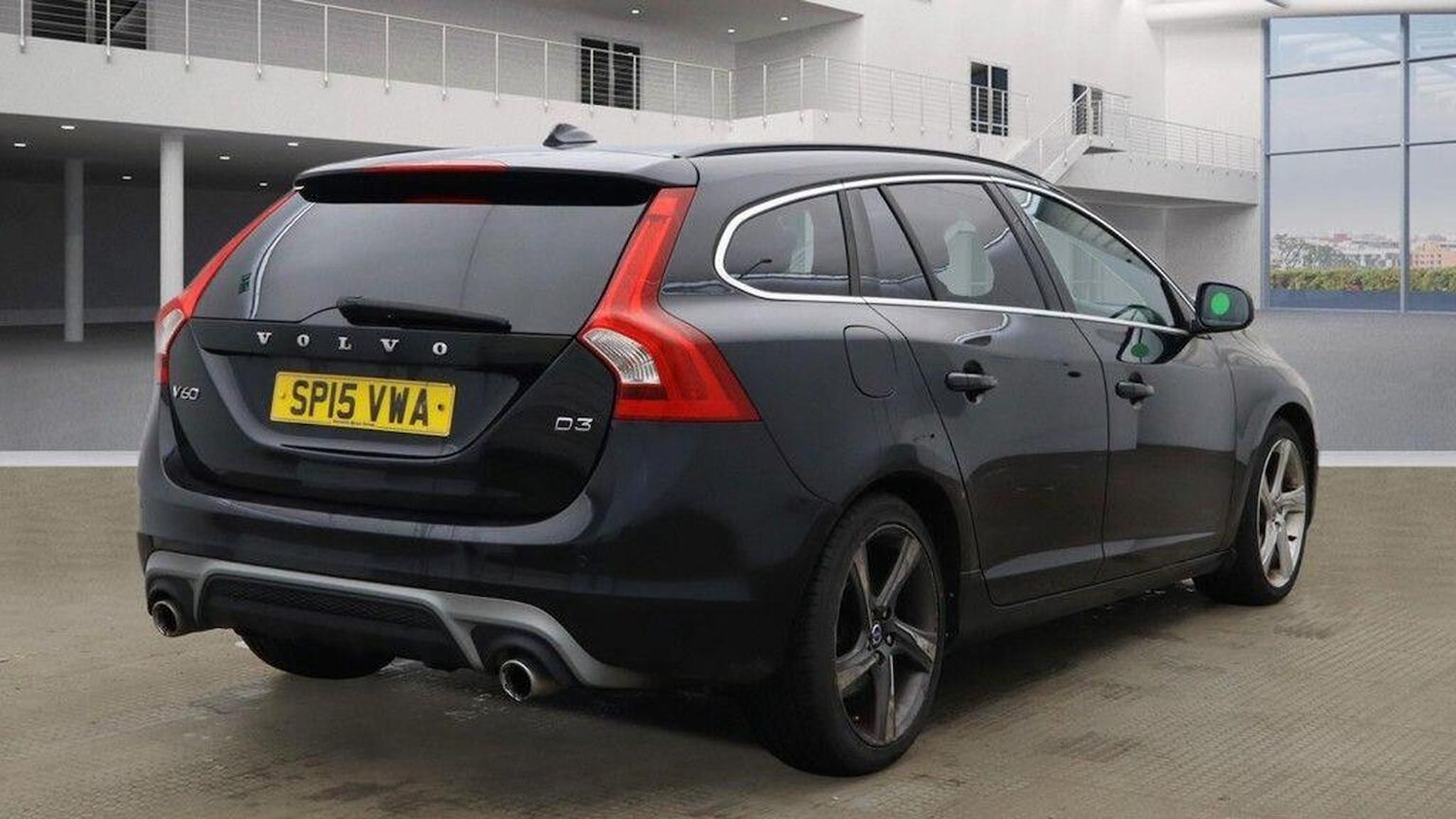 Used Volvo V60 2015 for sale - 77798581: Photo 7