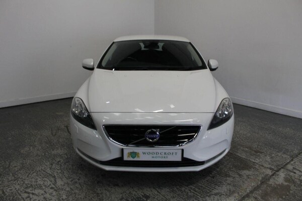 Used Volvo V40 2015 for sale - 76178928: Photo 13