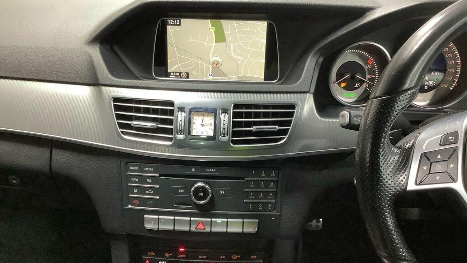 Used Mercedes-Benz E Class 2015 for sale - 76666159: Photo 16