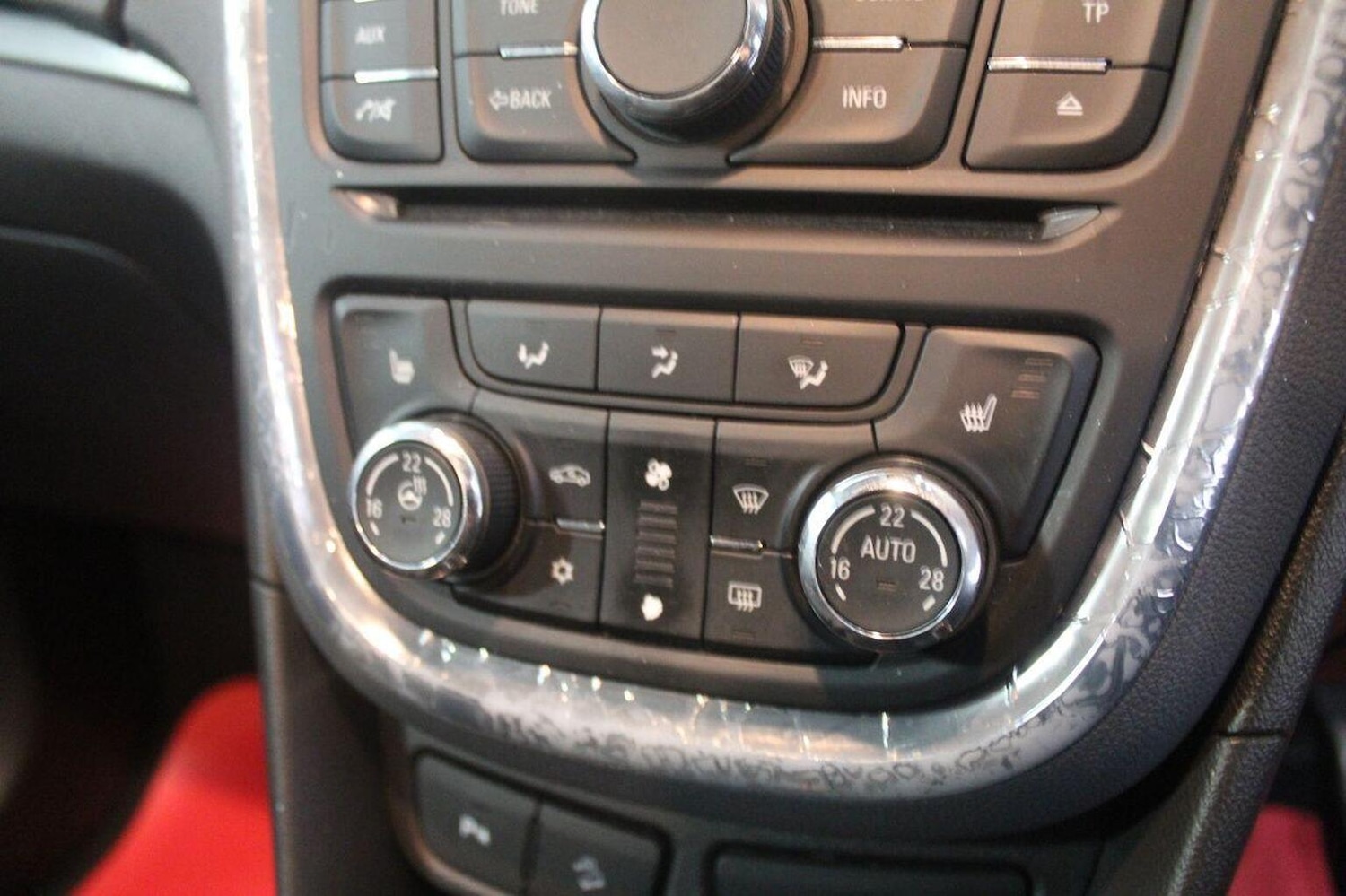 Used Vauxhall Mokka 2014 for sale - 77558520: Photo 40