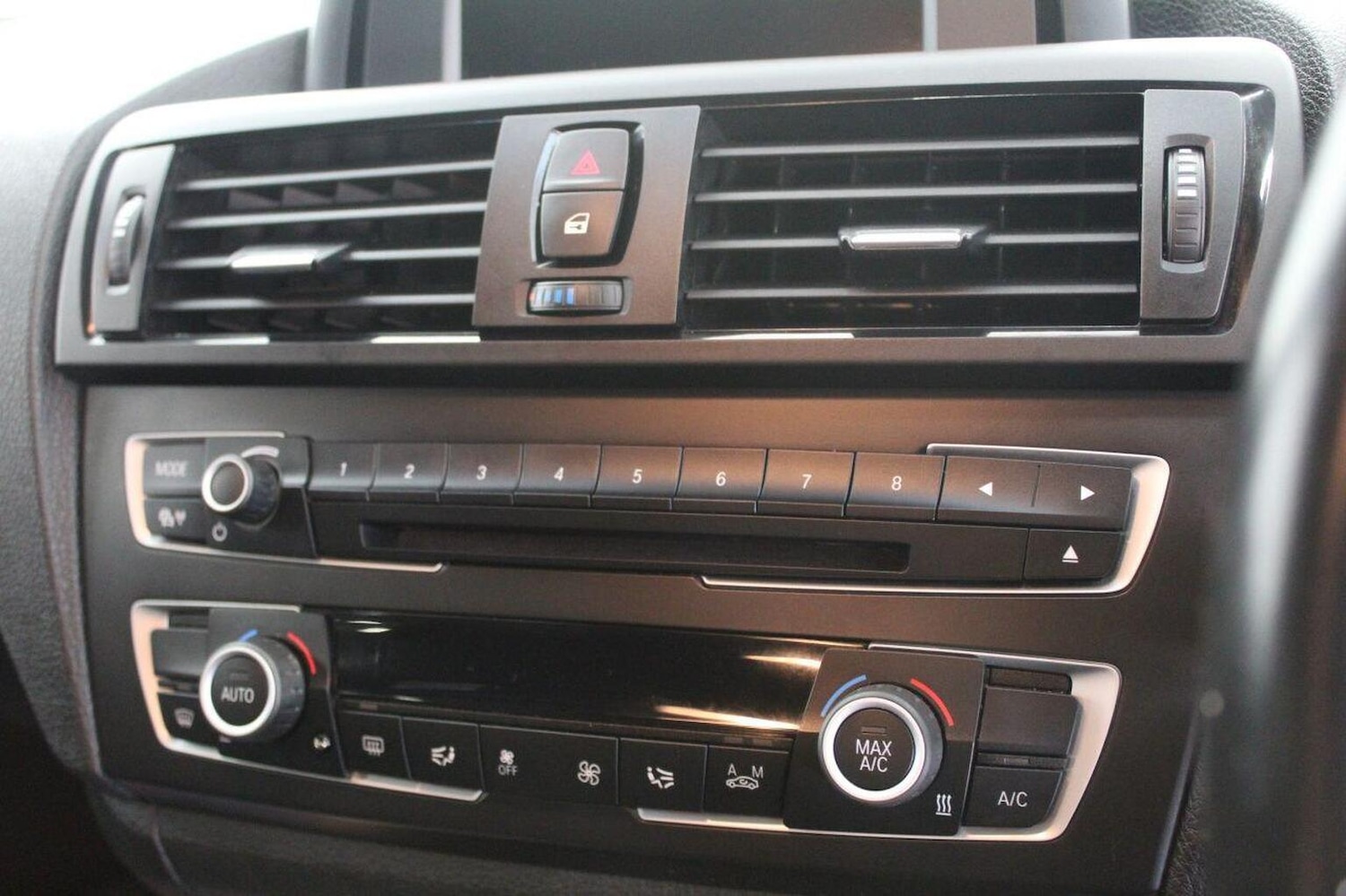 Used BMW 1 Series 2015 for sale - 76082790: Photo 30