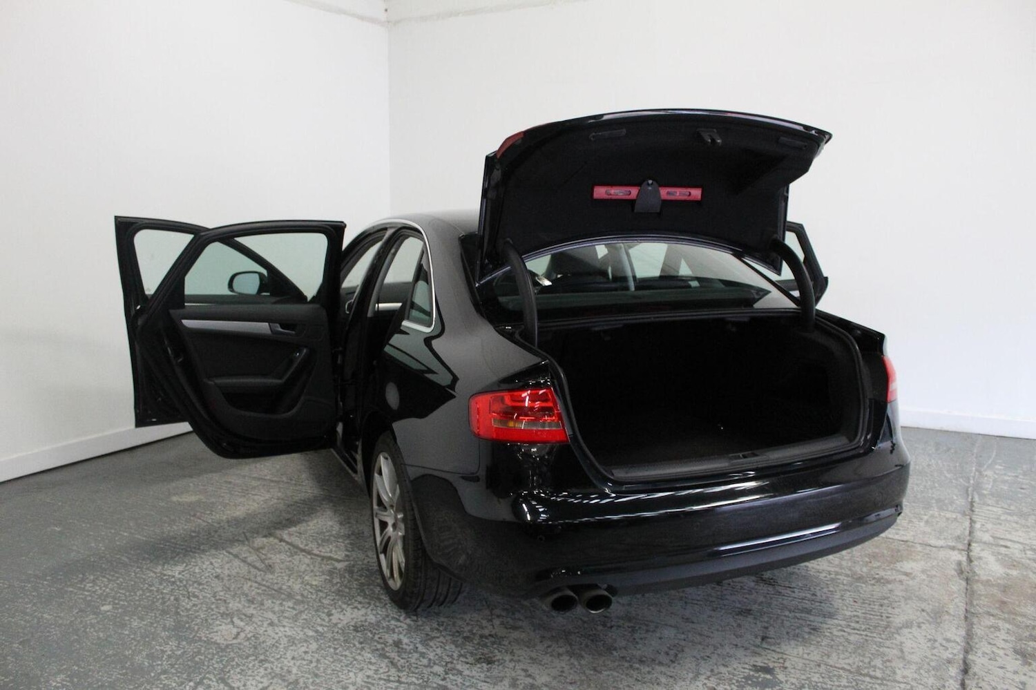 Used Audi A4 2015 for sale - 76605697: Photo 21