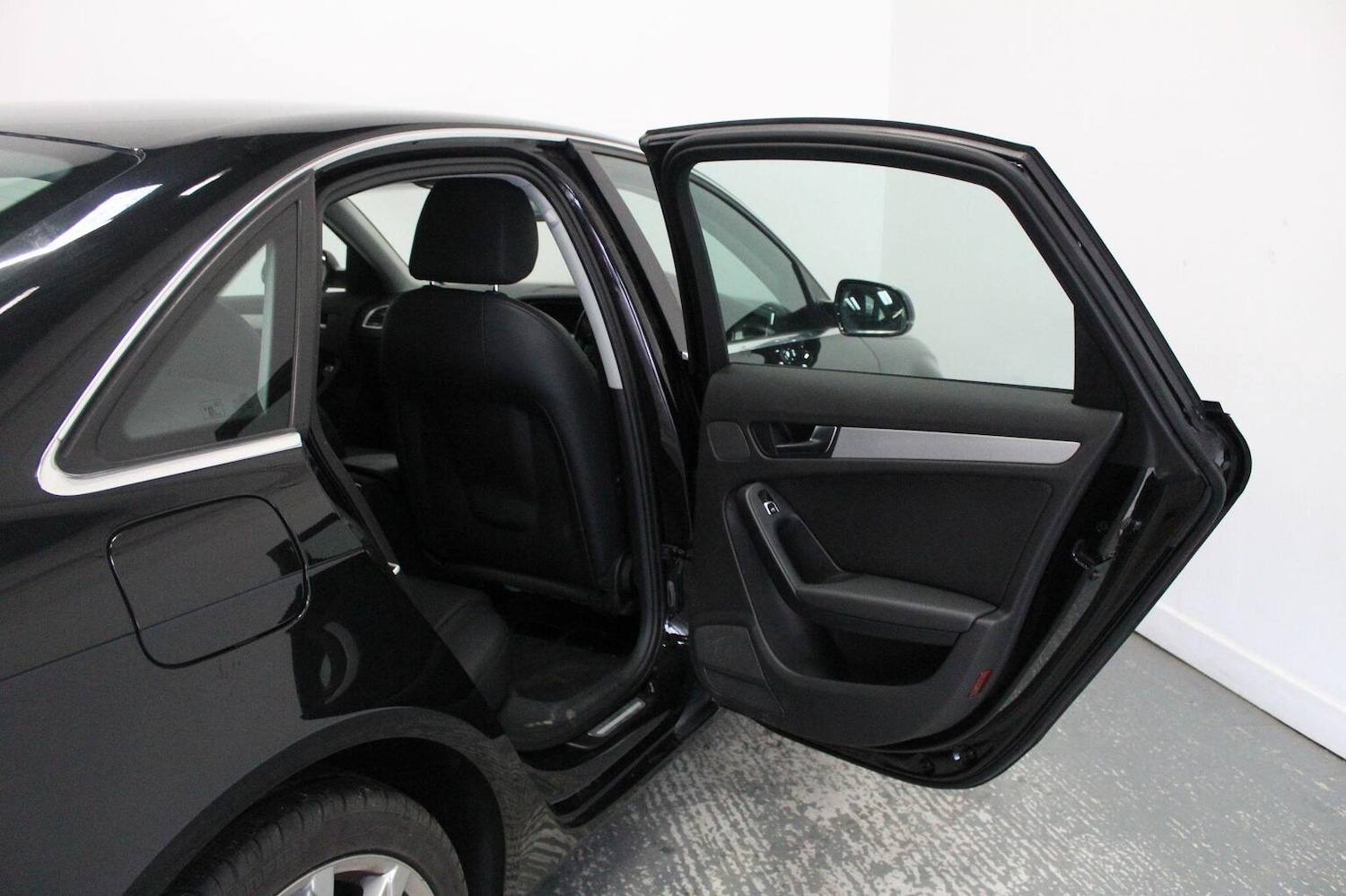 Used Audi A4 2015 for sale - 76605697: Photo 26