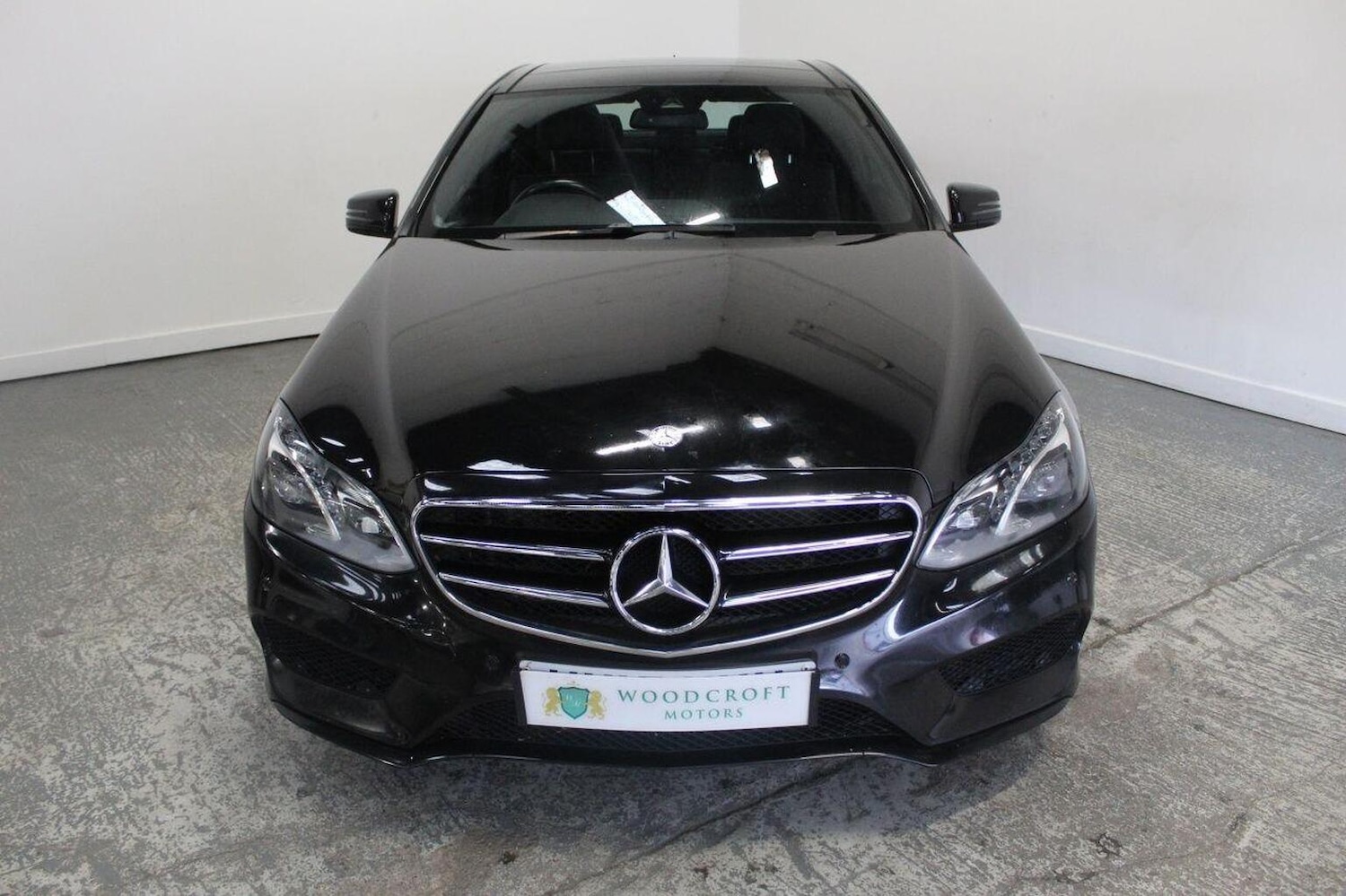 Used Mercedes-Benz E Class 2015 for sale - 77937933: Photo 13