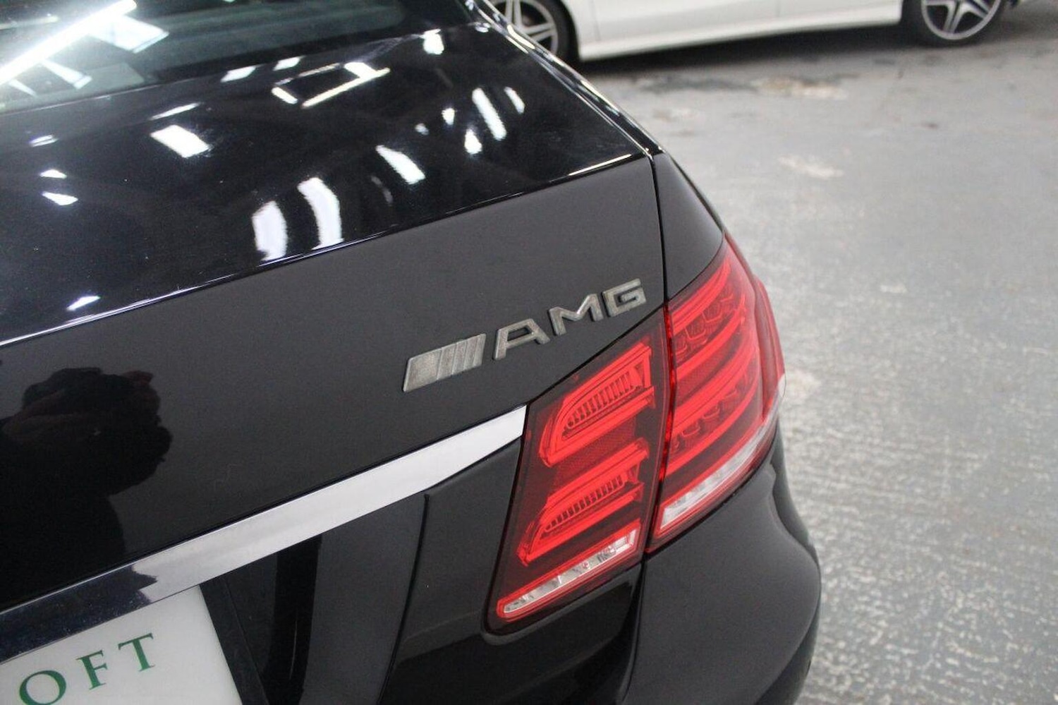 Used Mercedes-Benz E Class 2015 for sale - 77937933: Photo 17