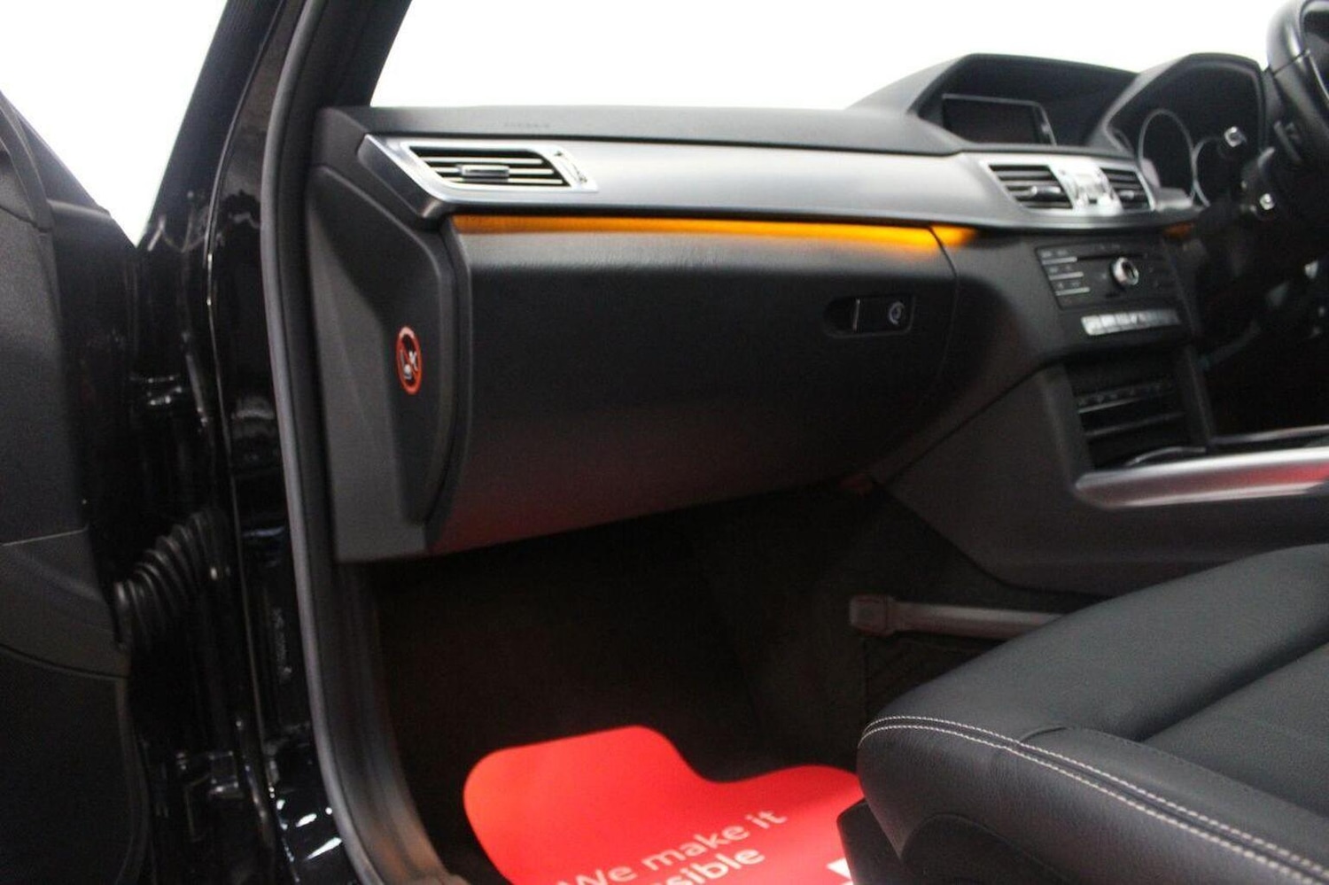 Used Mercedes-Benz E Class 2015 for sale - 77937933: Photo 33