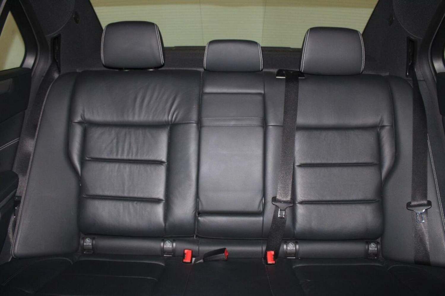 Used Mercedes-Benz E Class 2015 for sale - 77937933: Photo 55