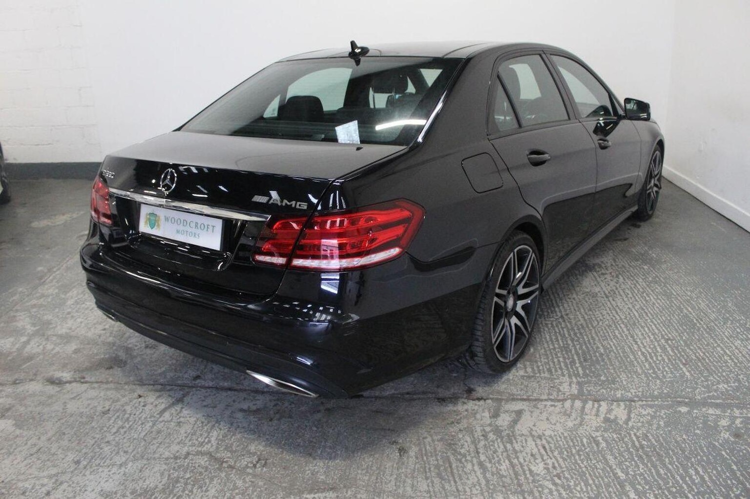 Used Mercedes-Benz E Class 2015 for sale - 77937933: Photo 8