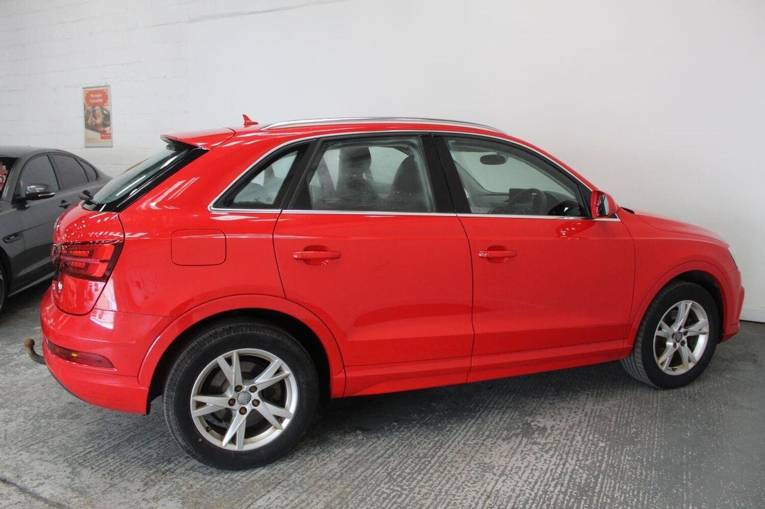 Used Audi Q3 2015 for sale - 76211895: Photo 11
