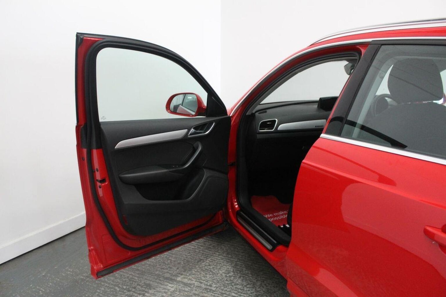 Used Audi Q3 2015 for sale - 76211895: Photo 26