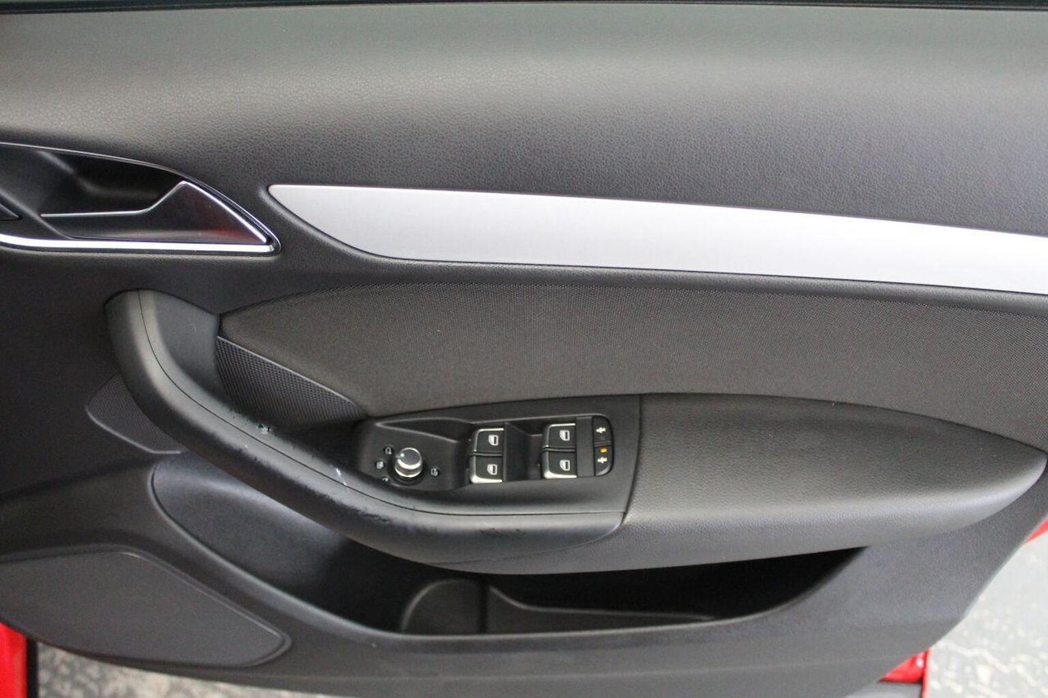 Used Audi Q3 2015 for sale - 76211895: Photo 47