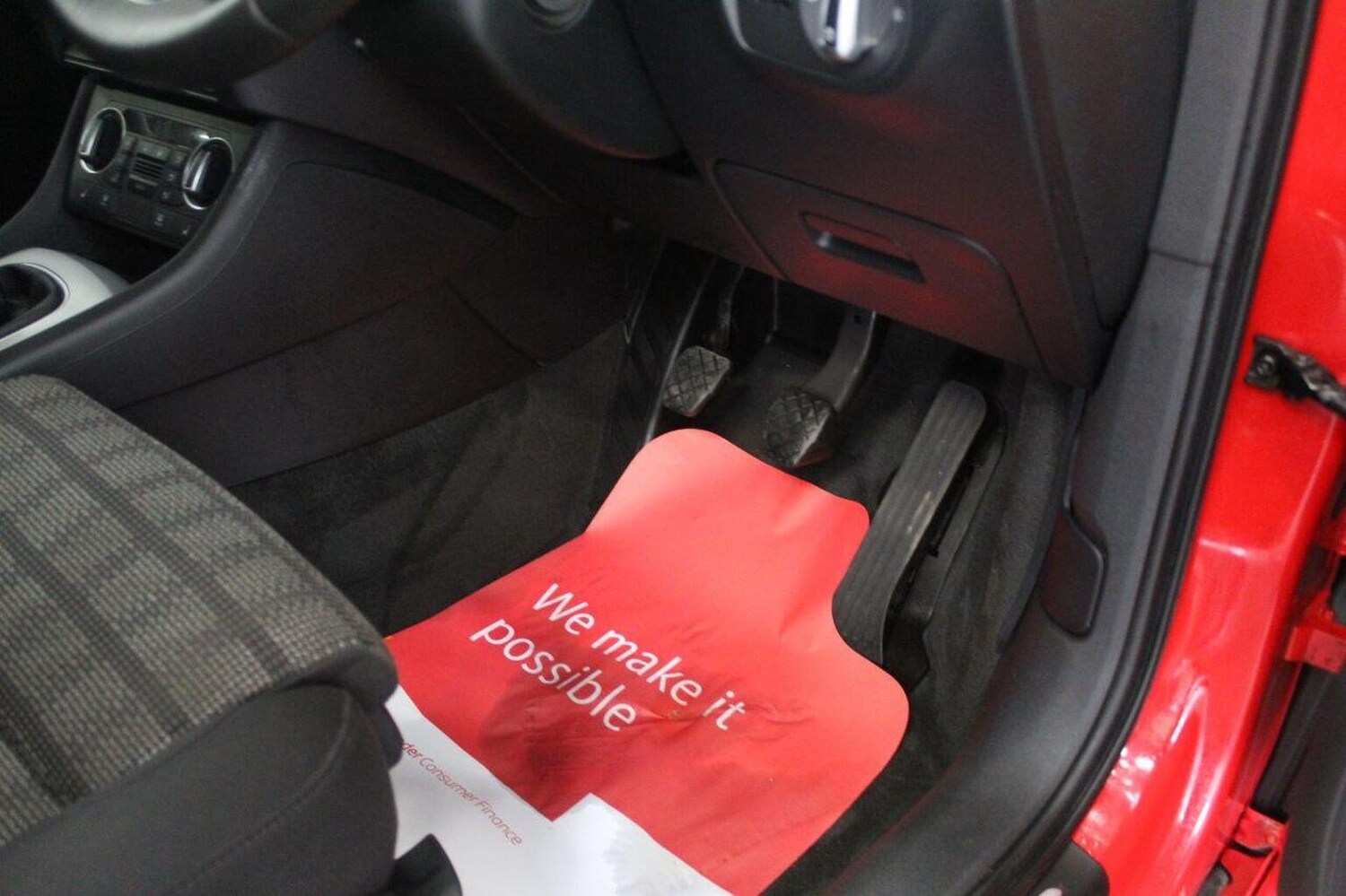 Used Audi Q3 2015 for sale - 76211895: Photo 48