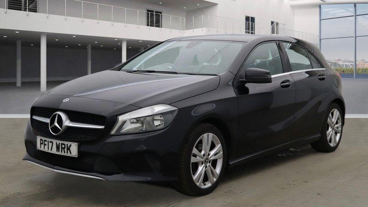 Used Mercedes-Benz A-Class 2017 for sale - 77453357: Photo 3