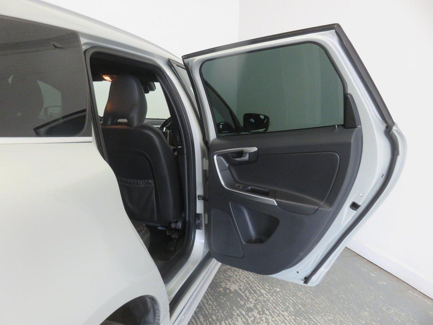 Used Volvo XC60 2013 for sale - 76281442: Photo 25