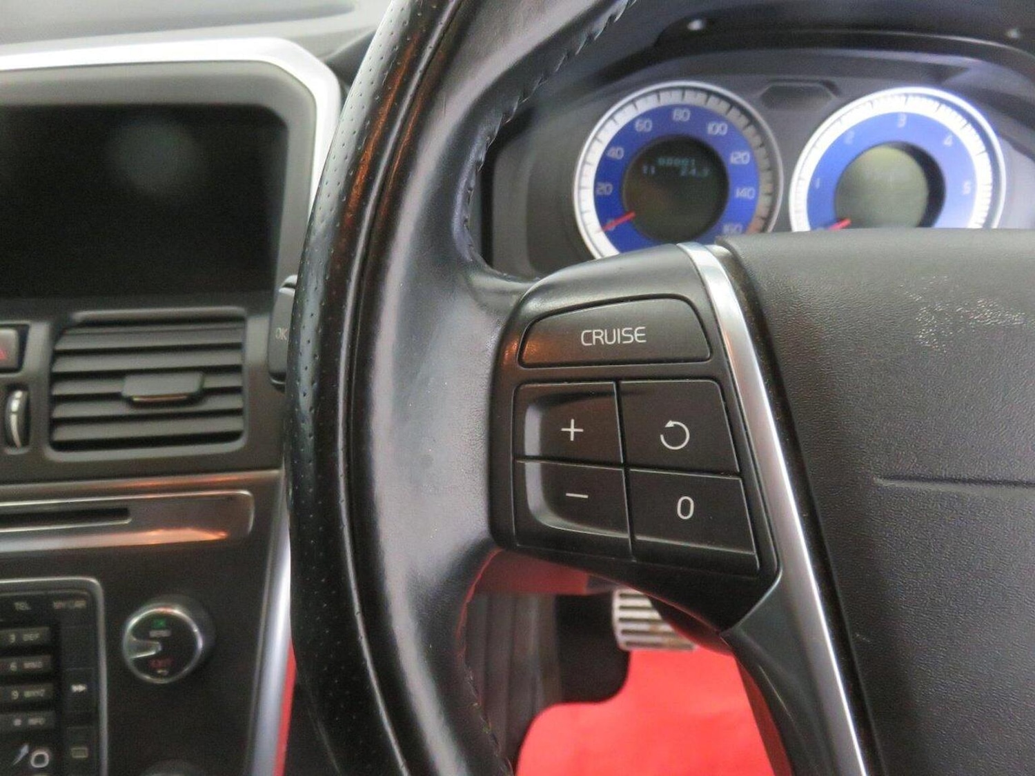 Used Volvo XC60 2013 for sale - 76281442: Photo 44