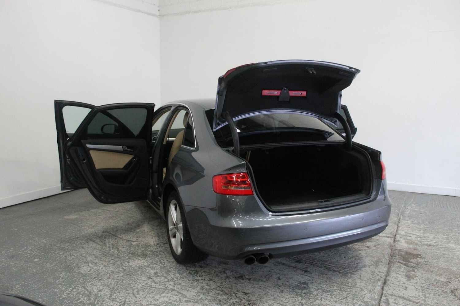 Used Audi A4 2014 for sale - 76579967: Photo 20