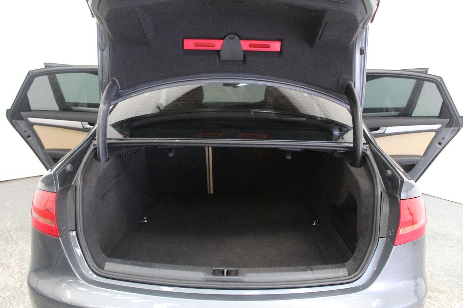 Used Audi A4 2014 for sale - 76579967: Photo 23