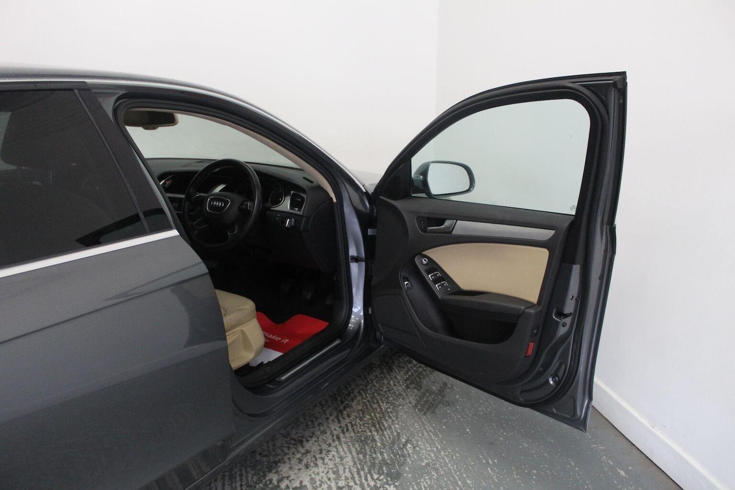 Used Audi A4 2014 for sale - 76579967: Photo 24