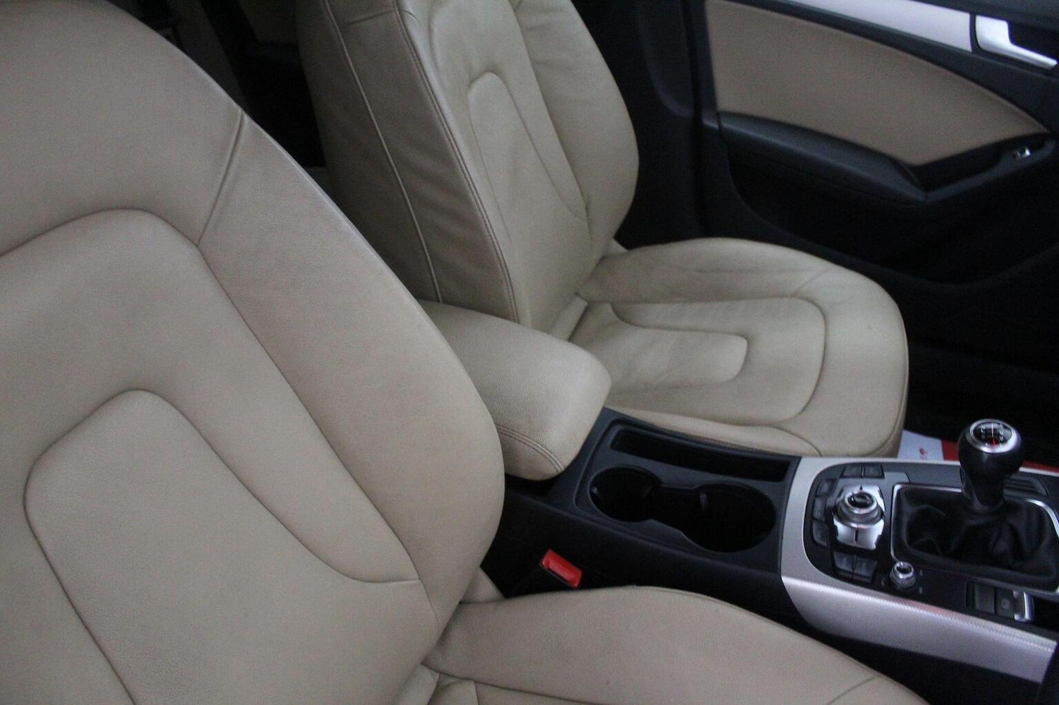 Used Audi A4 2014 for sale - 76579967: Photo 46